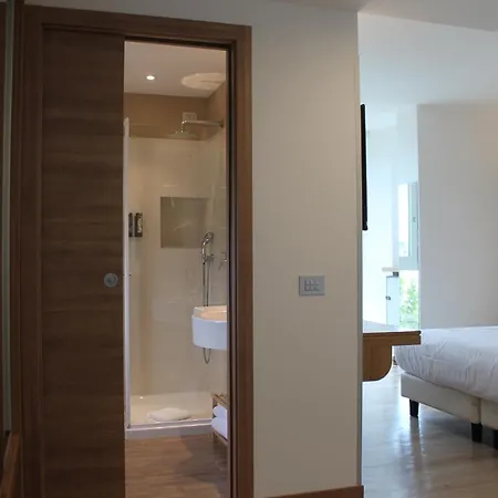 Szálloda Kriss Internazionale 4*