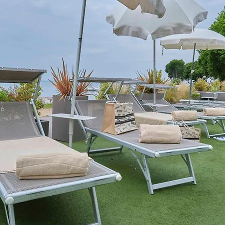 Kriss Internazionale Hotel Bardolino