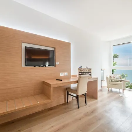 Kriss Internazionale