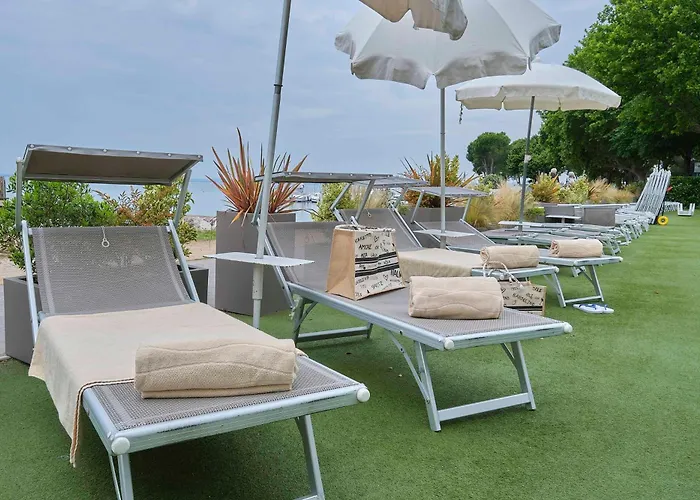 Kriss Internazionale מלון ברדולינו