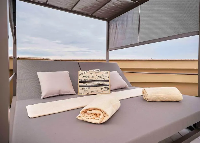 Kriss Internazionale מלון 4*