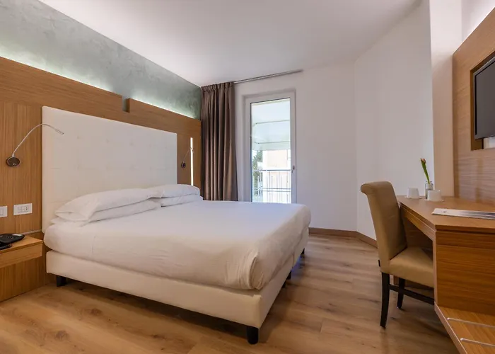 Kriss Internazionale 4* ברדולינו