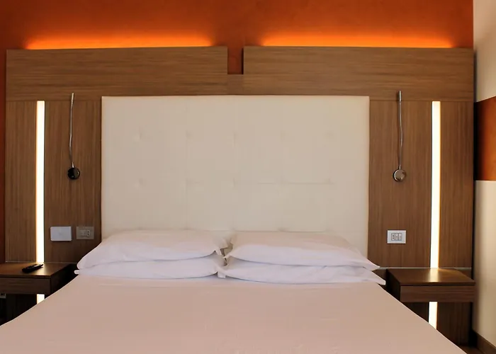 Kriss Internazionale מלון 4*